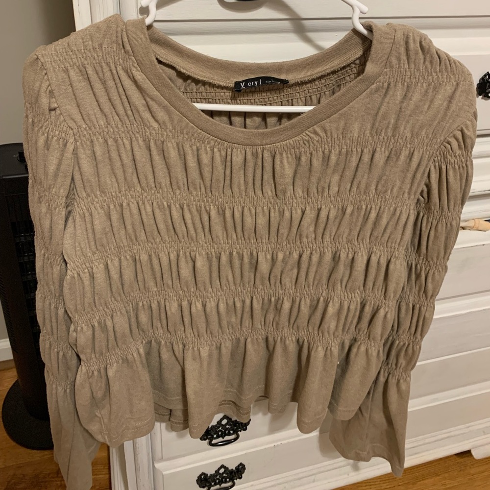 Lane 201 boutique top.